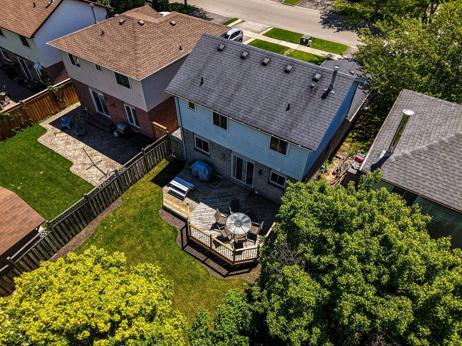 Burlington, ON L7M 2P4,2101 CLIPPER CRES