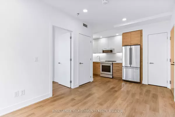 Toronto C10, ON M4P 0E6,200 Redpath AVE #305