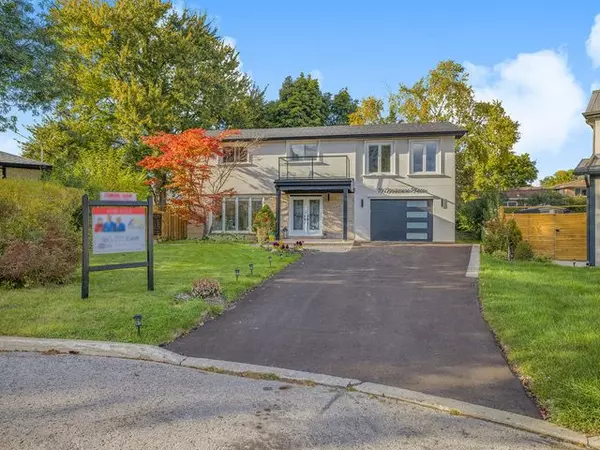 Toronto C15, ON M2J 2A1,16 Ennismore PL #Upper
