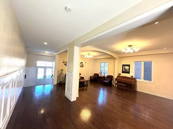 Markham, ON L6E 0L4,60 Wozniak CRES