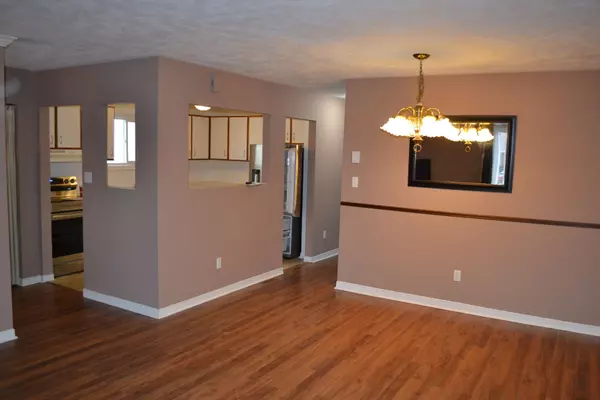 7 Dover CT, North Bay, ON P1B 9G8