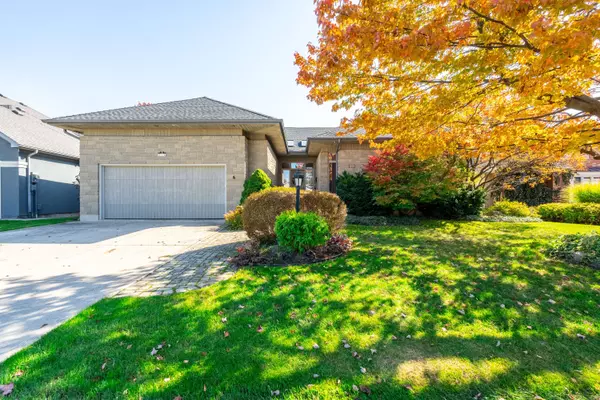 Hamilton, ON L9H 7B8,128 Grindstone WAY