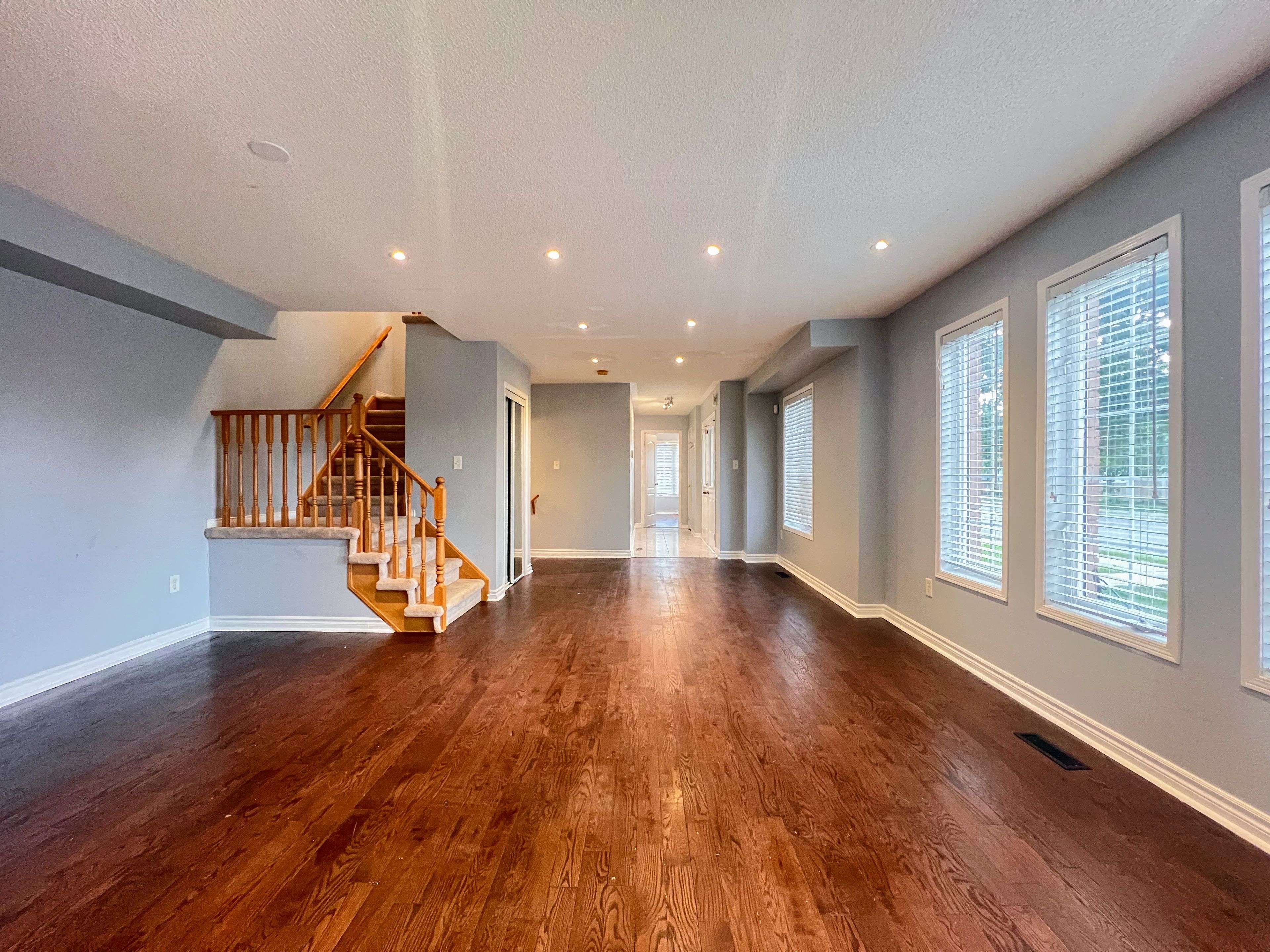 Brampton, ON L7A 2H7,156 Fairhill AVE