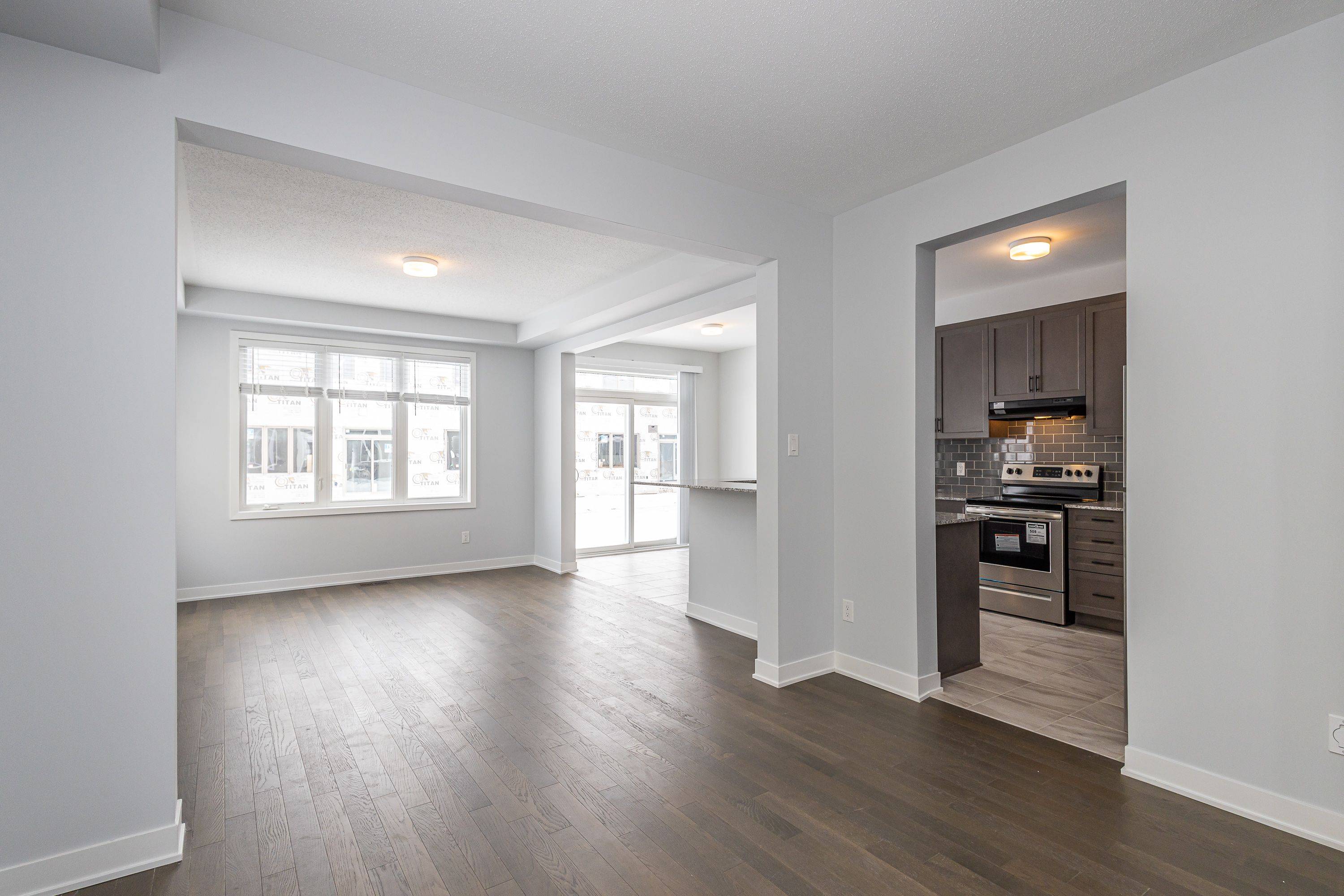 Barrhaven, ON K2J 7E3,210 Ormiston CRES