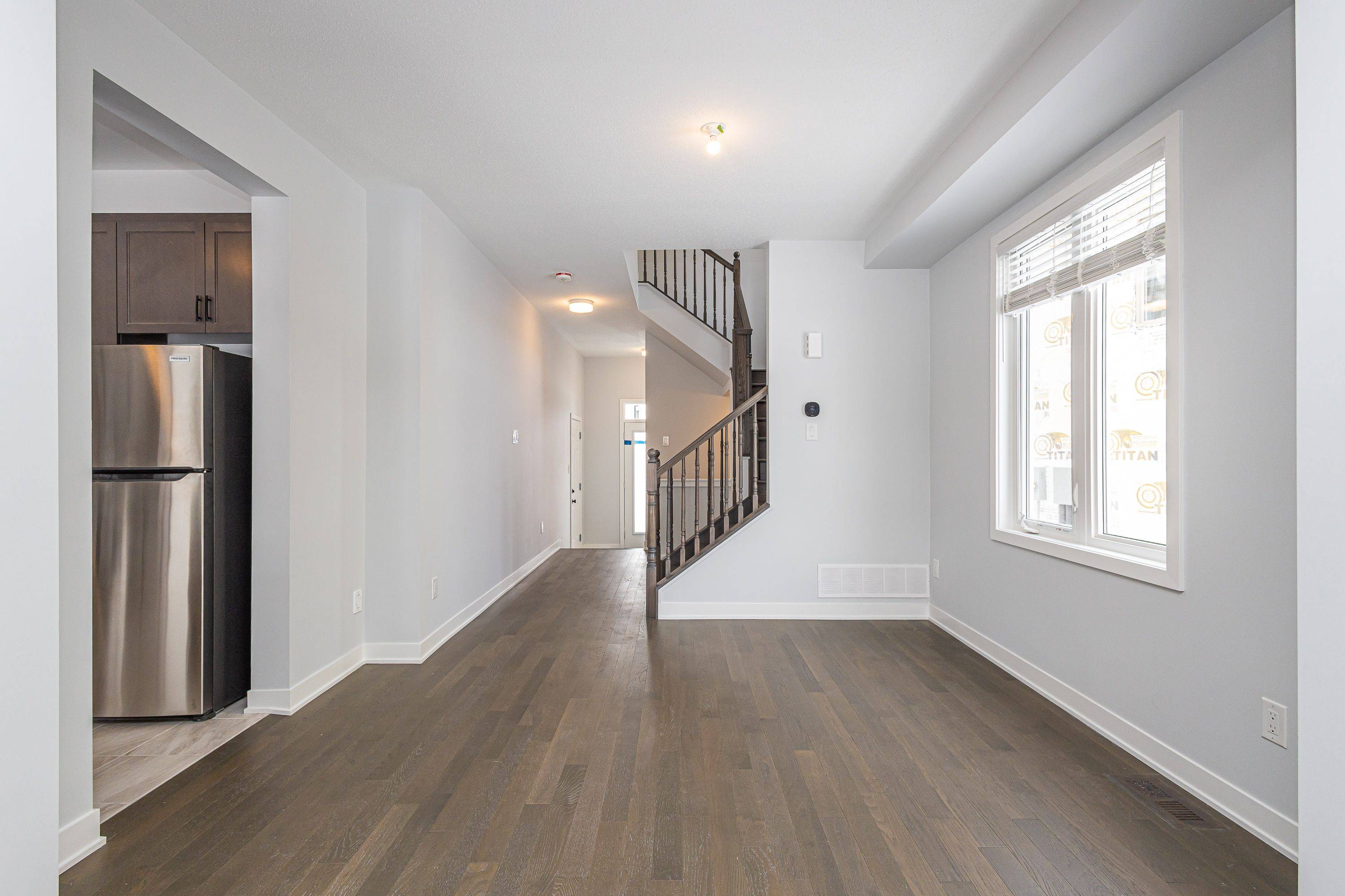 Barrhaven, ON K2J 7E3,210 Ormiston CRES