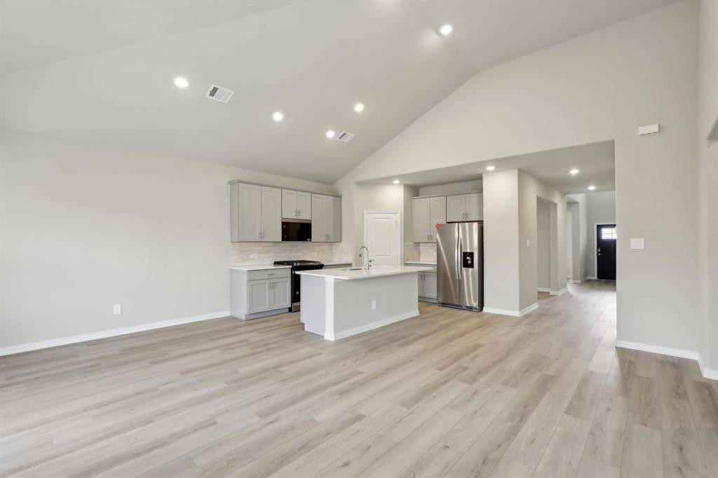 Mckinney, TX 75069,607 Ezra Lane