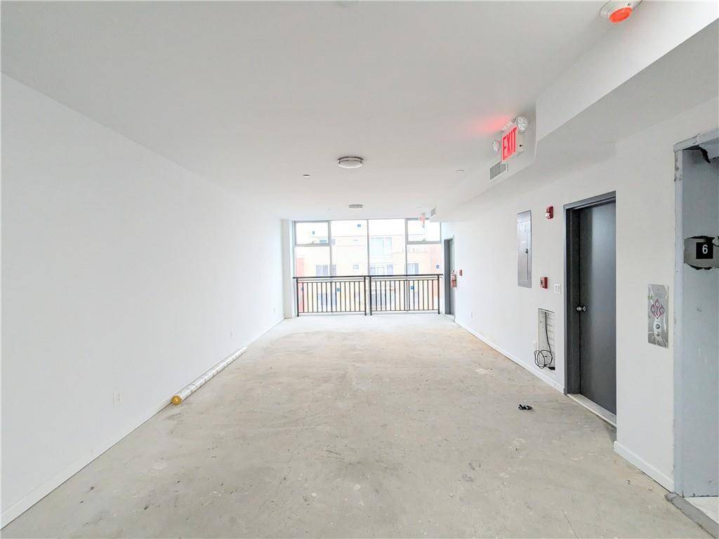 Brooklyn, NY 11220,828 57th ST #4