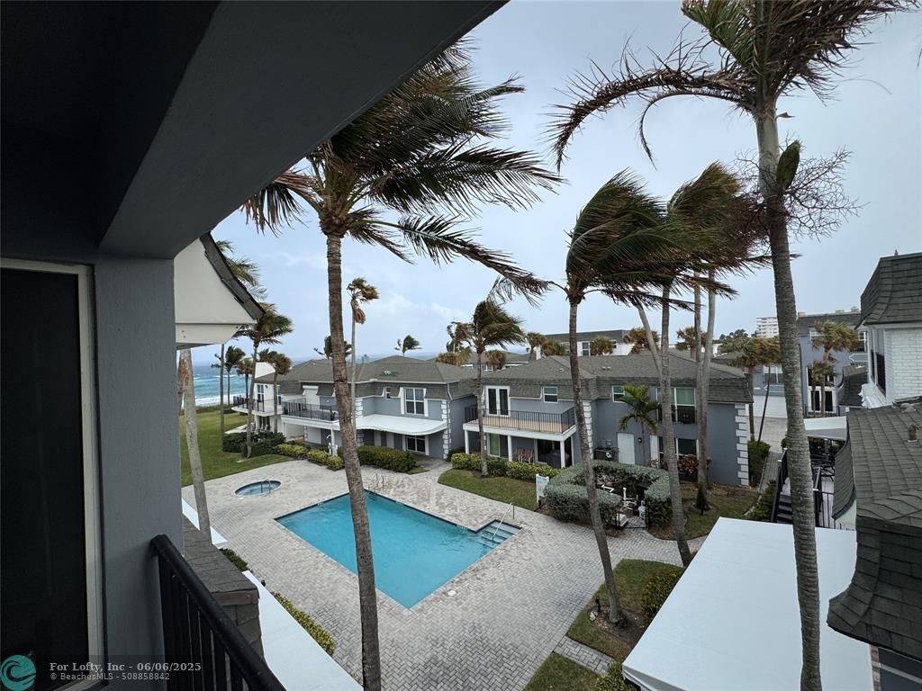 Hillsboro Beach, FL 33062,1194 Hillsboro Mile #B