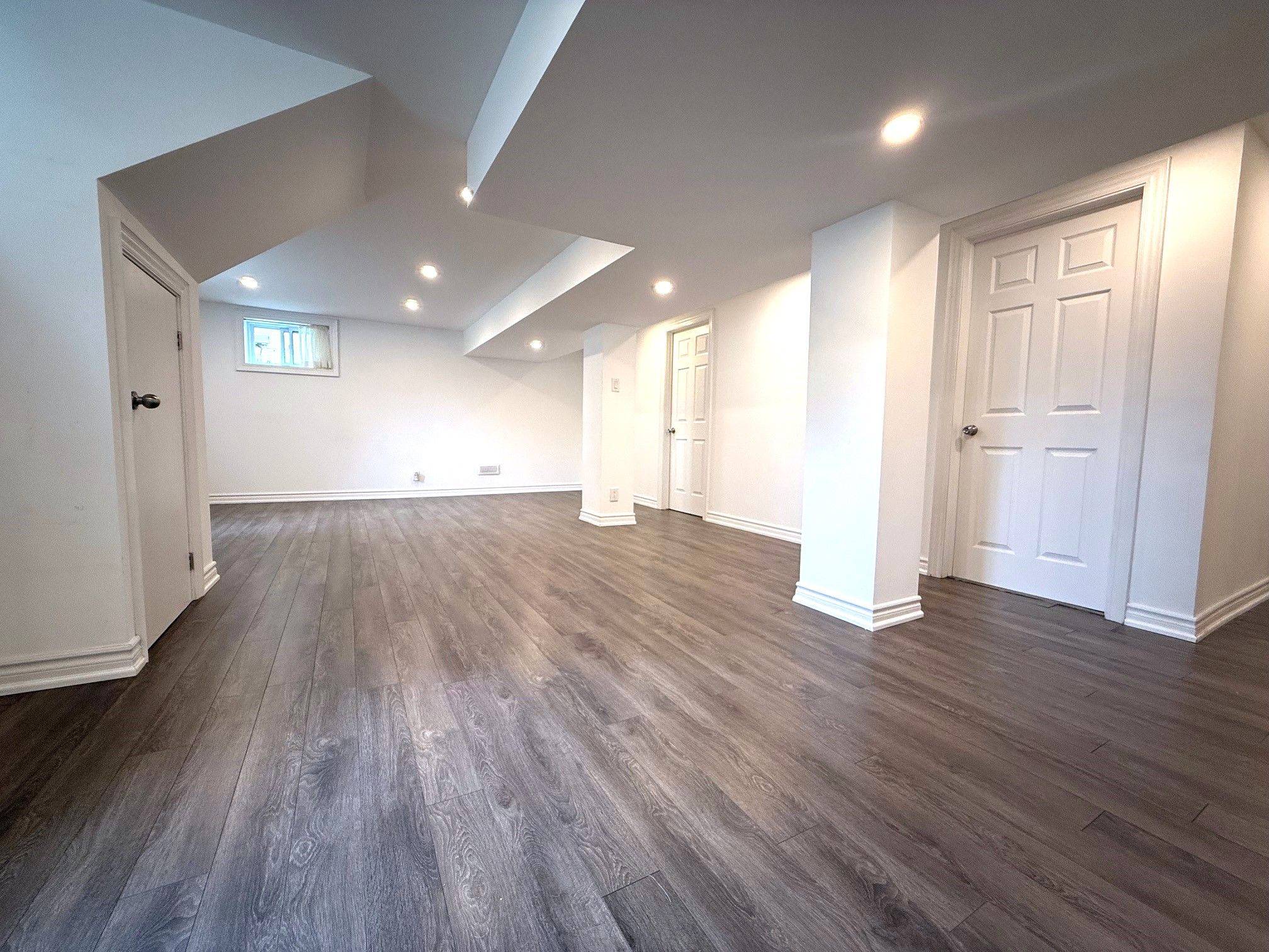 Richmond Hill, ON L4C 1R6,440 Paliser CRES N #Basement
