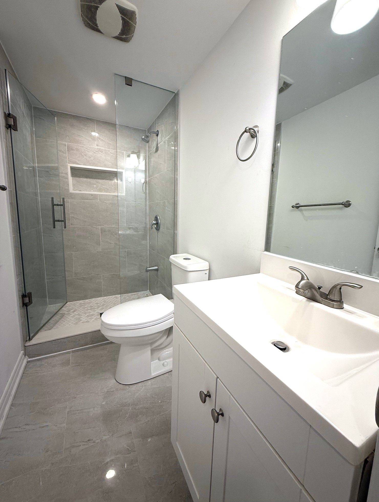 Richmond Hill, ON L4C 1R6,440 Paliser CRES N #Basement