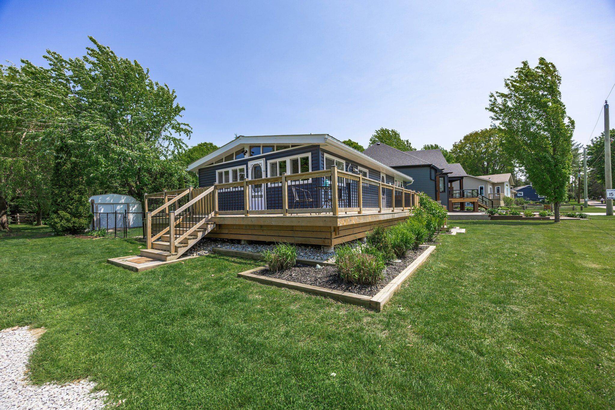 Midland, ON L4R 0B9,681 McMurtry RD