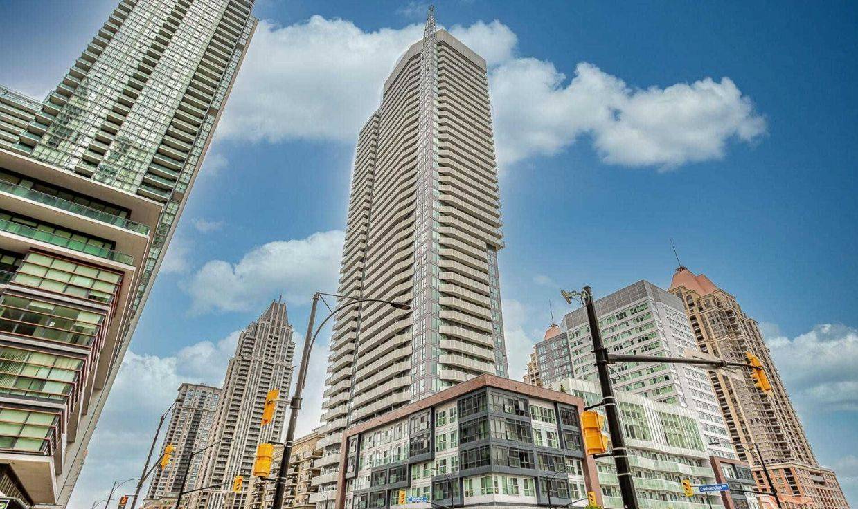 4065 Confederation Pkwy #1312, Mississauga, ON L5B 4N1
