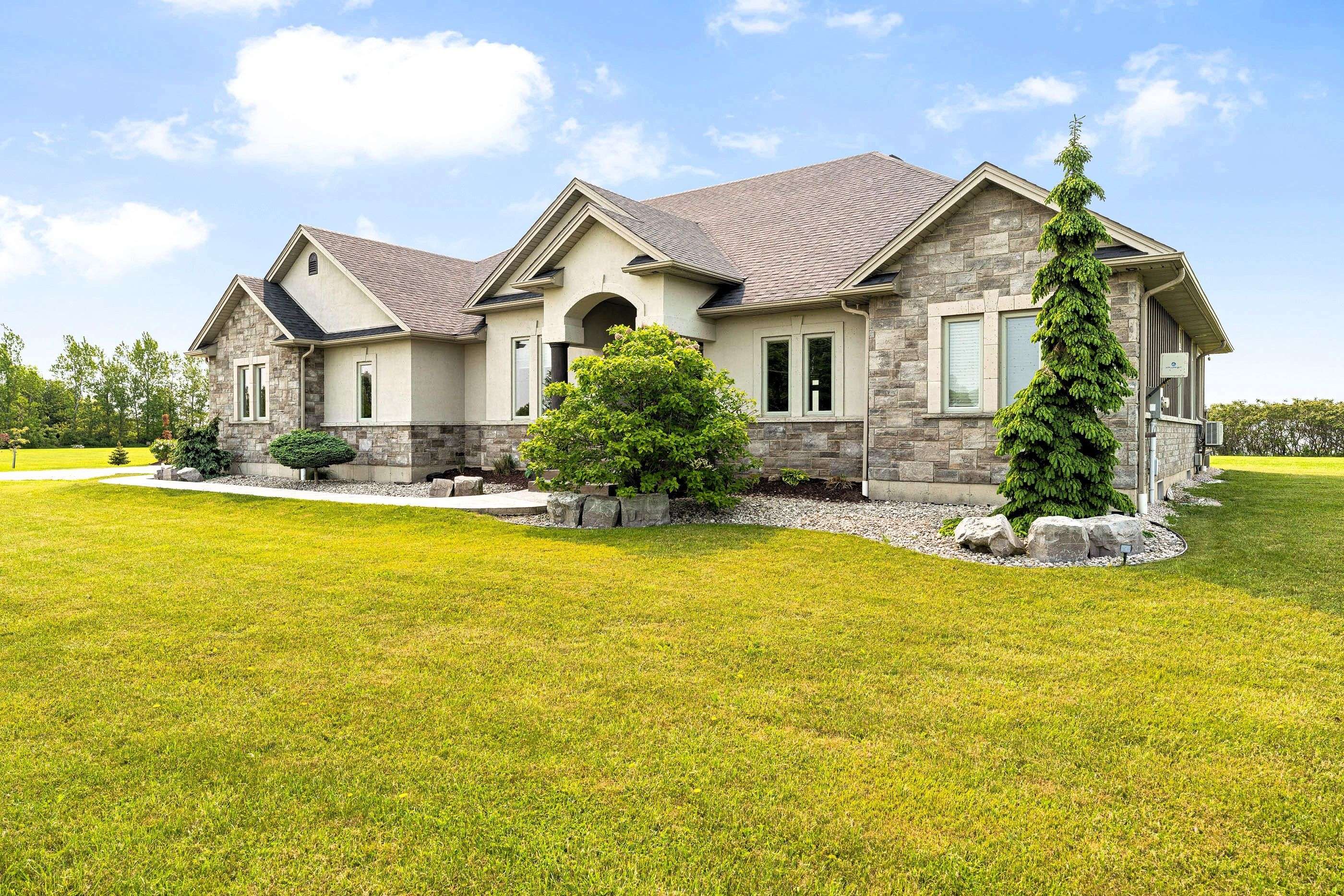 Chatham-kent, ON N0P 1W0,5084 Talbot TRL