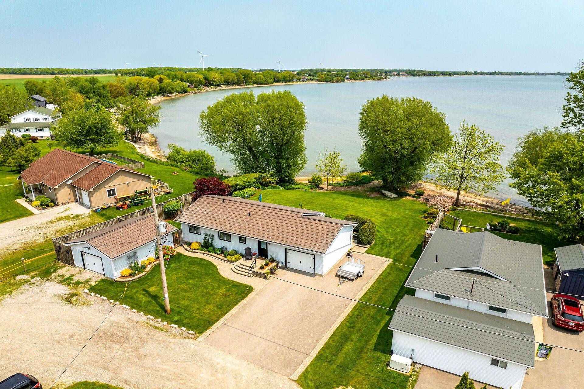 Haldimand, ON N0A 1P0,92 Hoover Point LN
