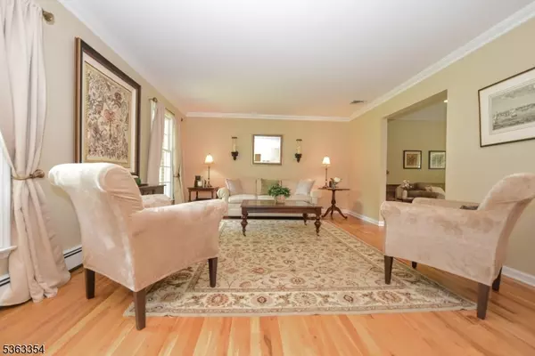 Wyckoff Twp., NJ 07481,50 Van Schaik Ln