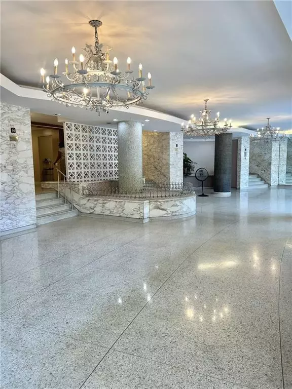 Brooklyn, NY 11210,1655 Flatbush AVE #C202