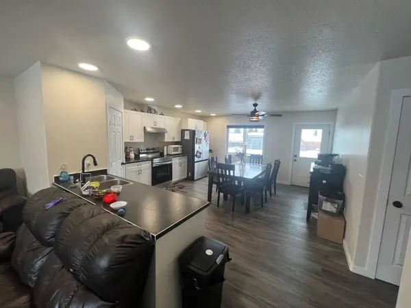 5204 45 Ave, Fort Vermilion, AB T0H1N0