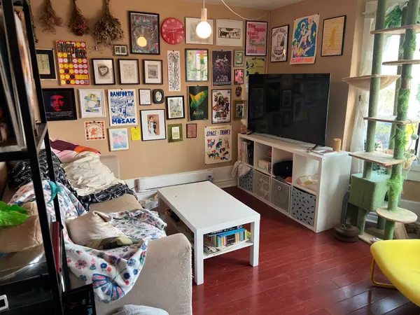 Toronto E03, ON M4K 1R1,572 Danforth Ave, AVE #3rd