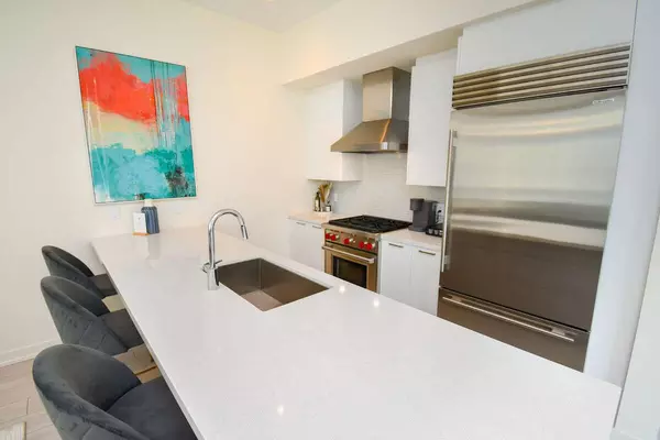Innisfil, ON L9S 0N6,3746 Ferretti CT