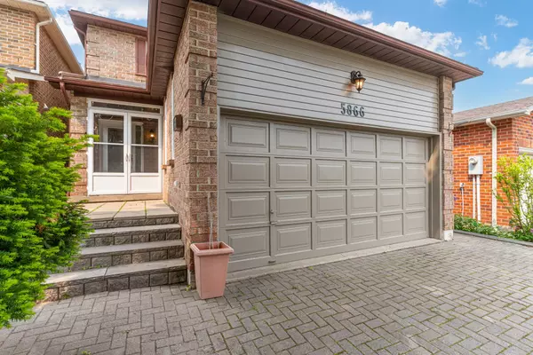Mississauga, ON L5M 3G3,5866 Shay Downs N/A