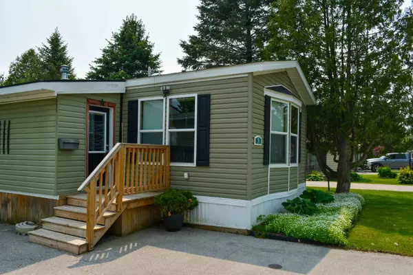 Georgian Bluffs, ON N4K 5N5,79 Sussex SQ