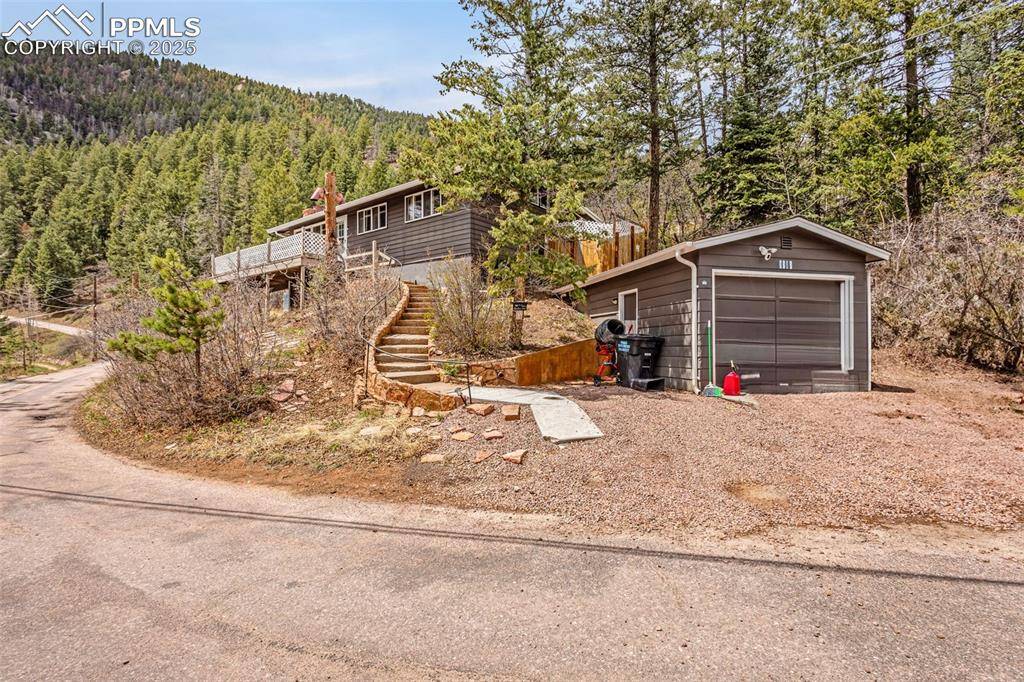 Cascade, CO 80809,9515 Mountain RD