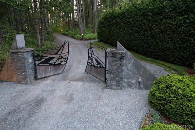 Nanaimo, BC V9G 1C4,3281 McGuire Way