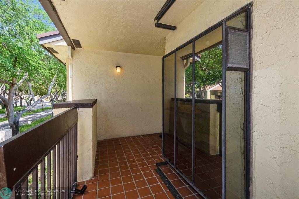 Deerfield Beach, FL 33442,1921 SW 15th St  #28
