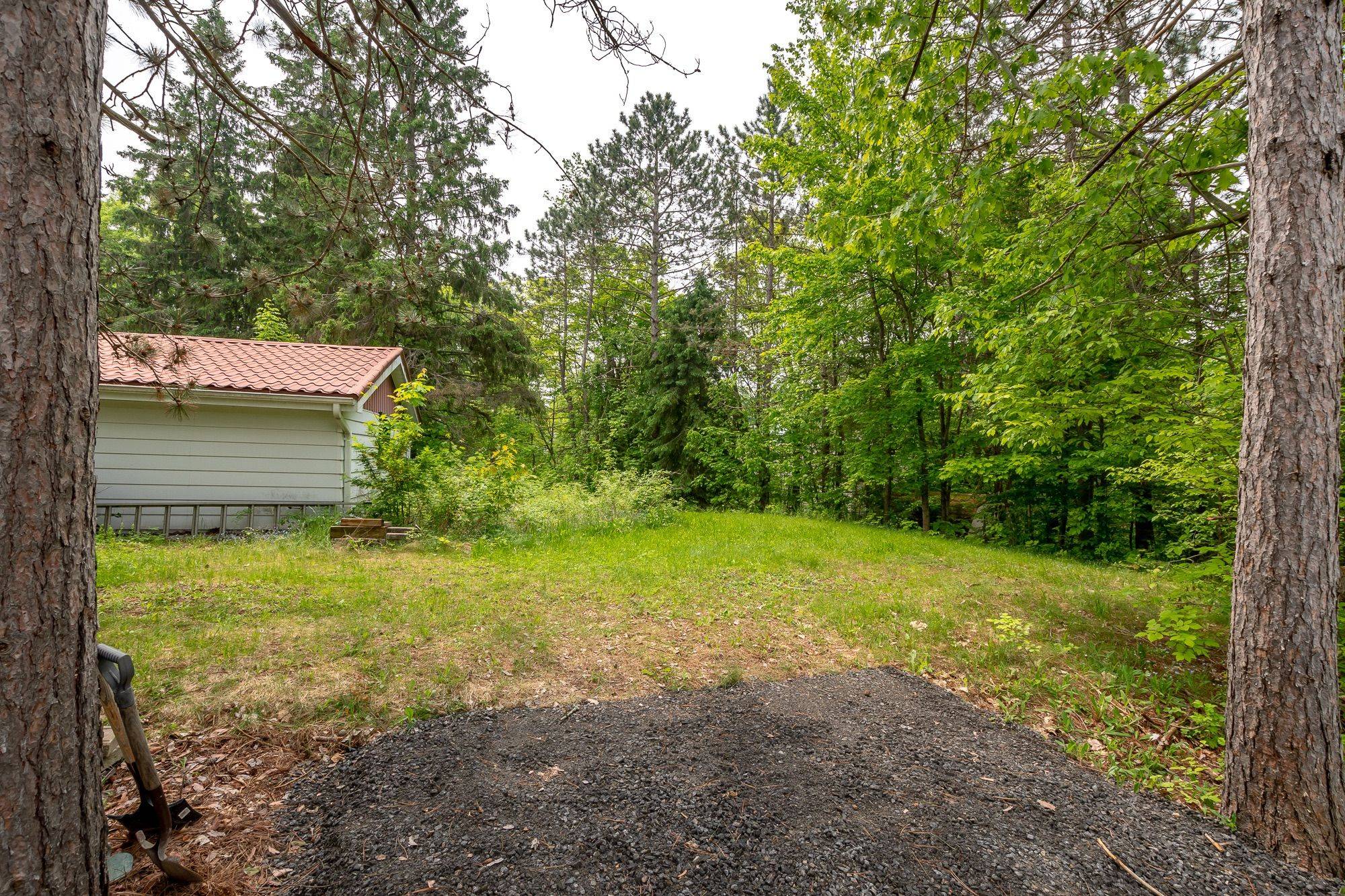 Huntsville, ON P1H 1Y8,211 Lakeshore RD