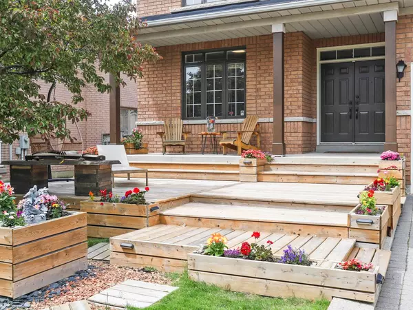 Markham, ON L6C 1X3,94 Sutcliffe CRES
