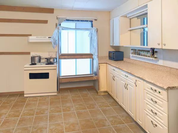 Kirkland Lake, ON P2N 2L8,111 Taylor AVE