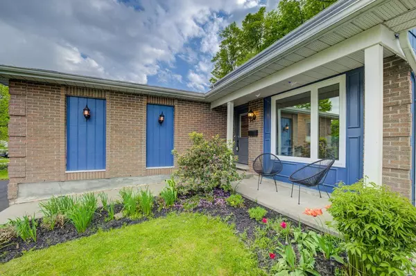 Kitchener, ON N2N 1J8,57 Royal Orchard DR