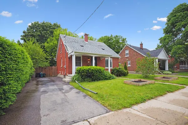 186 Bridgeport RD E, Waterloo, ON N2J 2K5