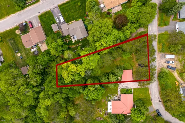 Huntsville, ON P1H 1Y8,211 Lakeshore RD