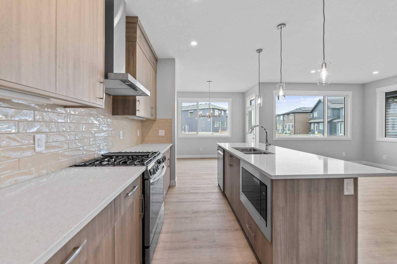 Calgary, AB T3N 2L5,126 Corner Glen WAY Northeast