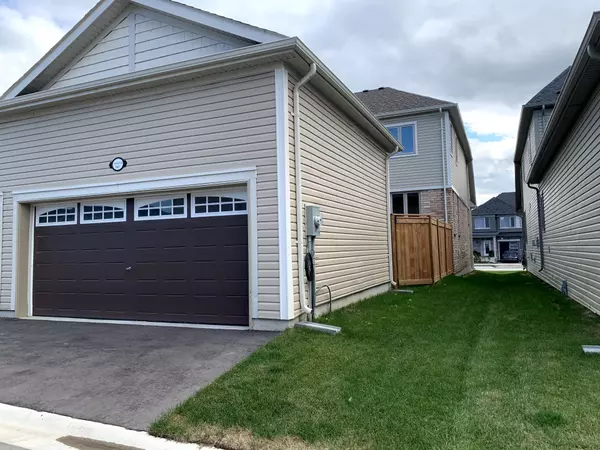Centre Wellington, ON N1M 0H6,220 Farley RD #1