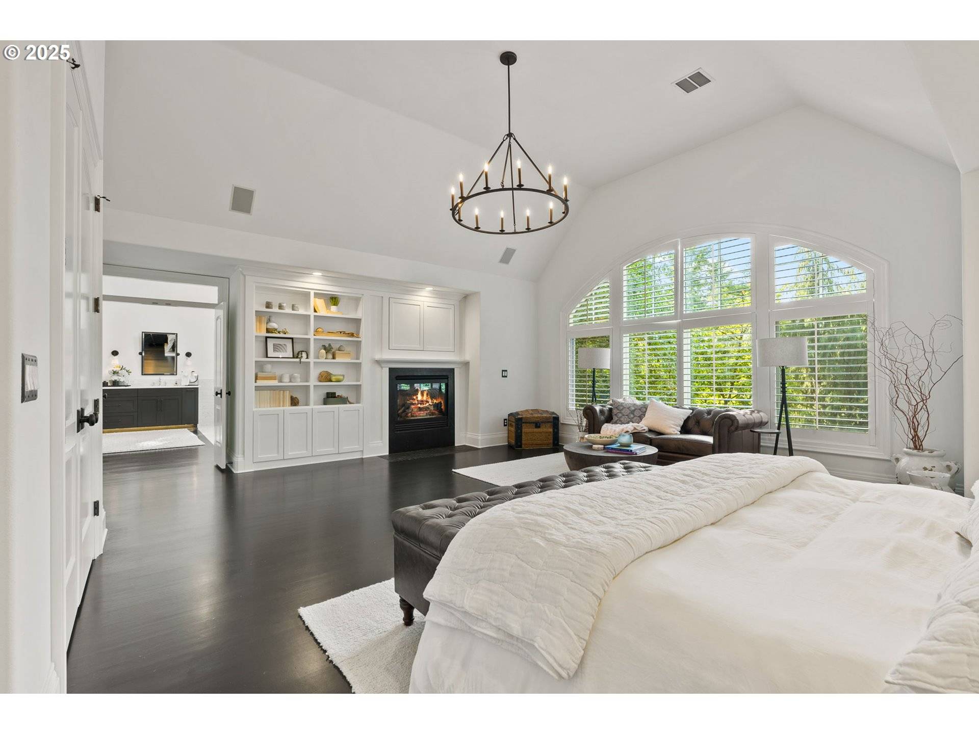 Lake Oswego, OR 97034,800 TERRACE DR