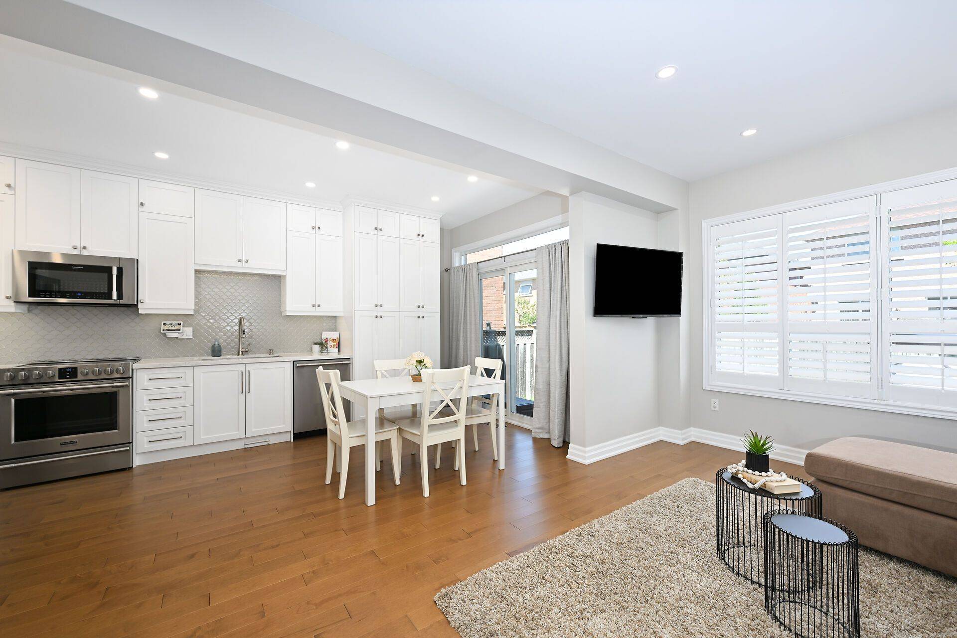 Mississauga, ON L5M 6S1,5847 Terrapark TRL