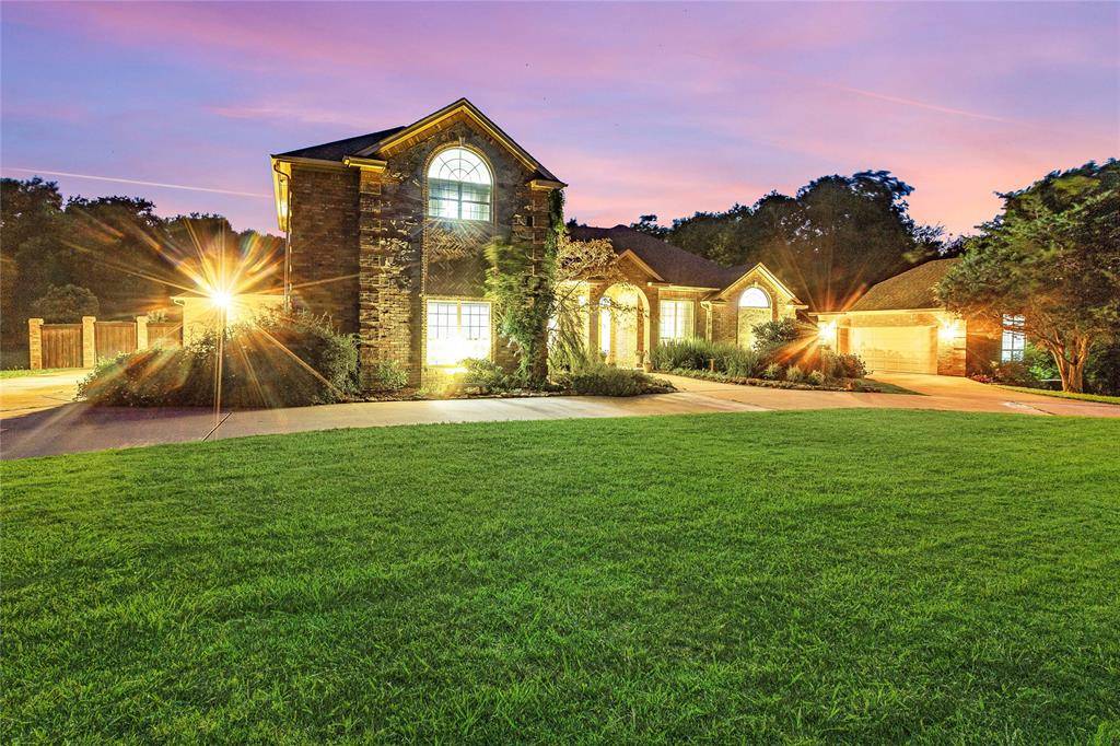 1991 Saint Andrews Drive, Red Oak, TX 75154