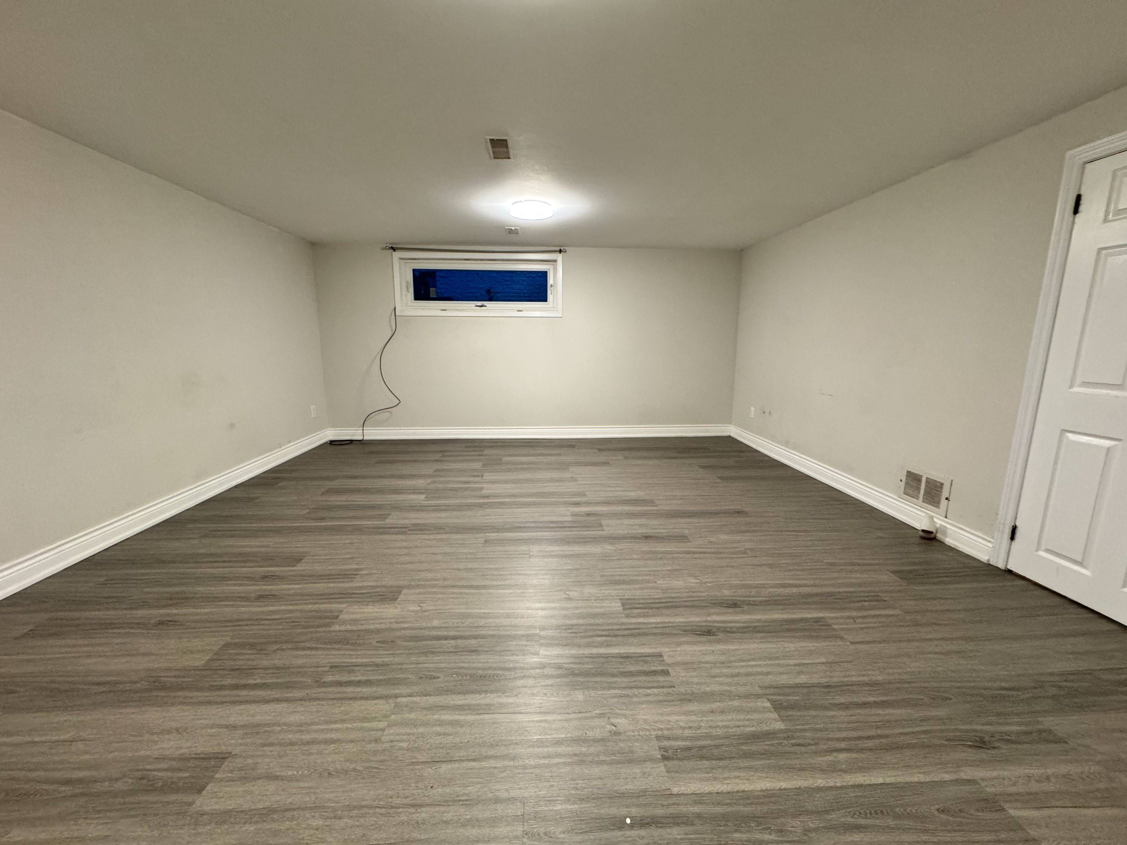 Toronto C07, ON M2R 2M9,414 Patricia AVE #Bsmt