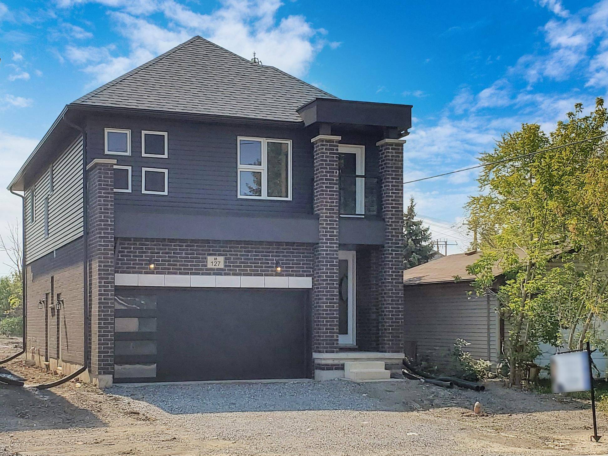 Welland, ON L3B 0N6,127 Laugher AVE