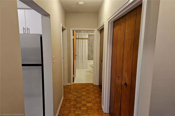 Hamilton, ON L8K 1W9,2205 King ST E #6