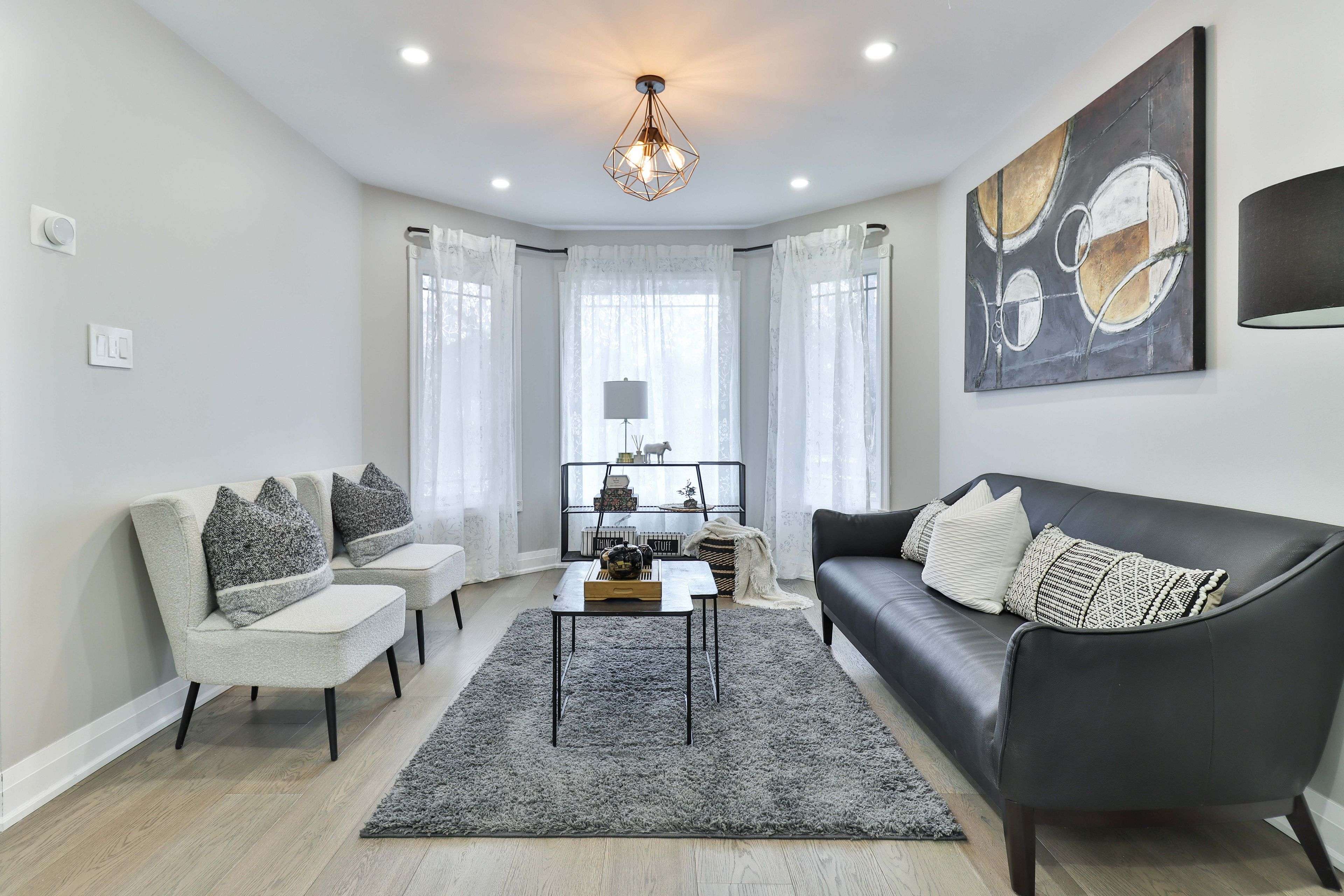Oakville, ON L6L 1L4,3040 Riverview ST