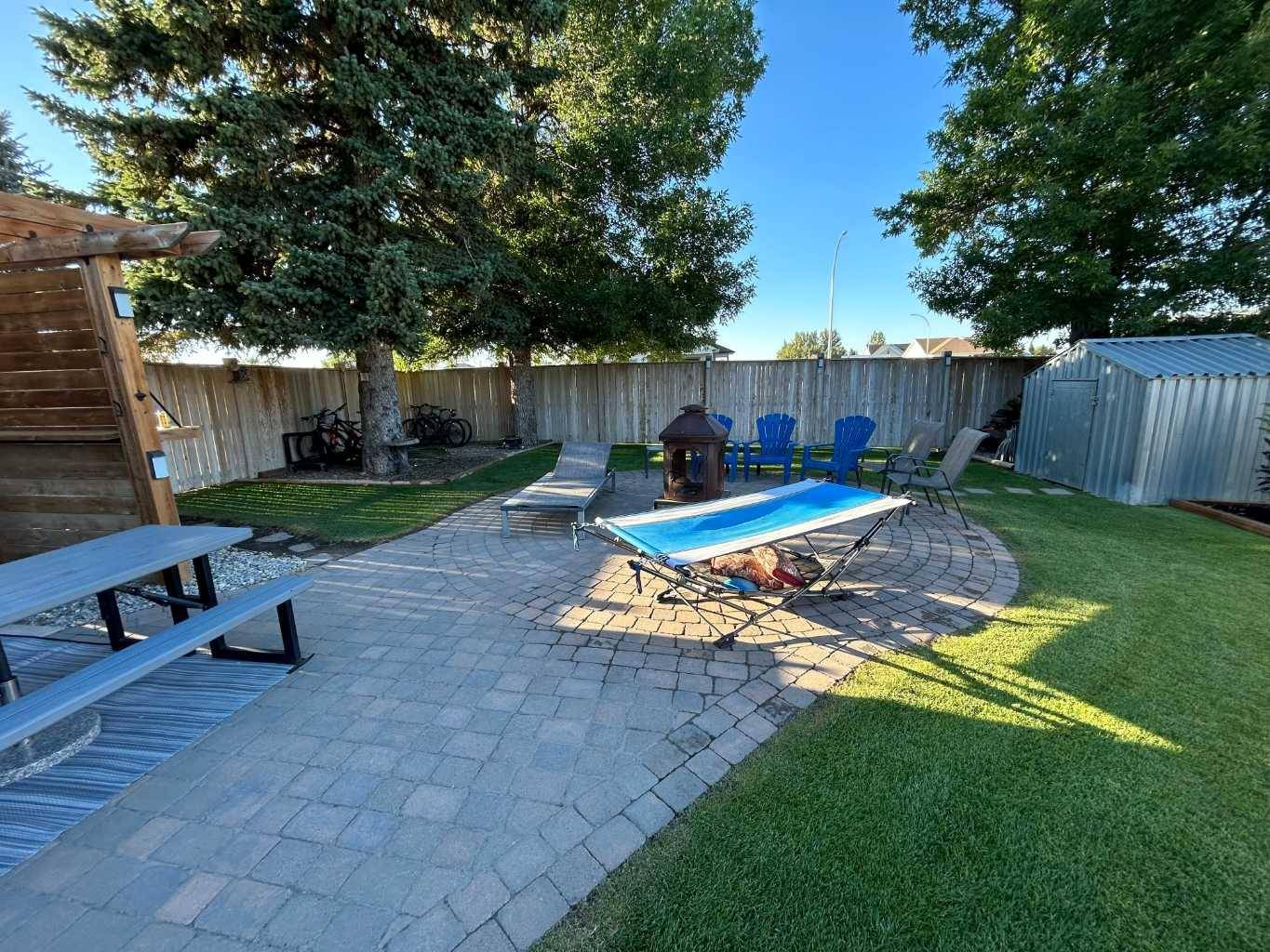 Magrath, AB T0K 1J0,280 1 AVE N