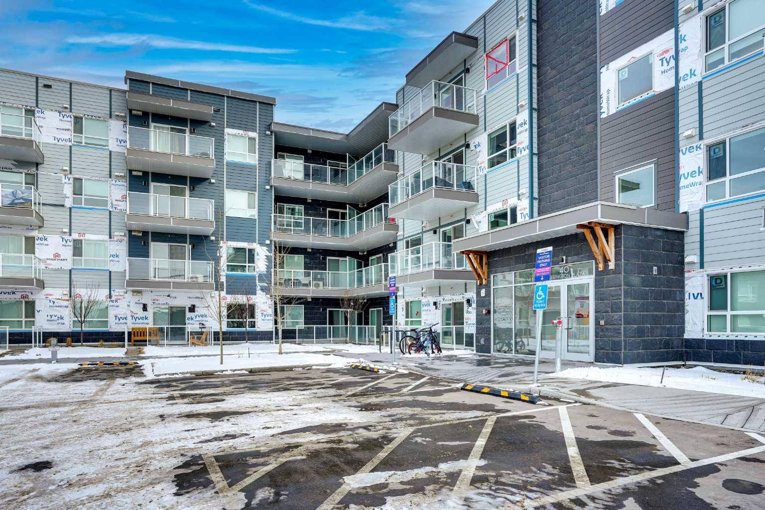 40 Carrington PLZ Northwest #117, Calgary, AB T3P 1X7