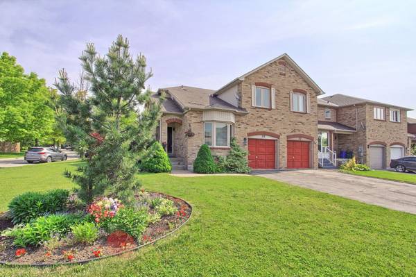 26 Carron AVE, Vaughan, ON L6A 1Y7