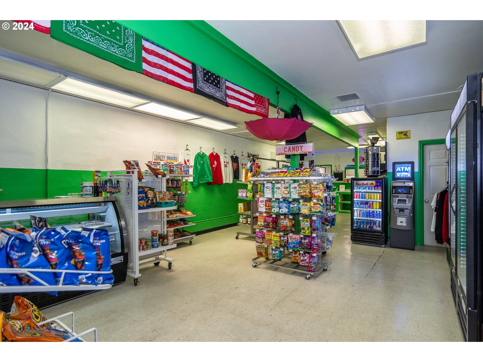 Roseburg, OR 97470,831 SE CASS AVE