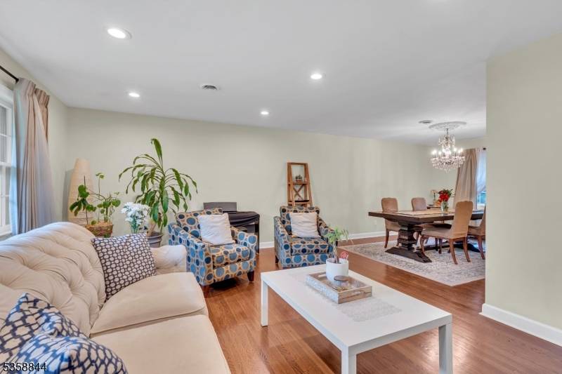 Haworth Boro, NJ 07641,107 Hendrickson St
