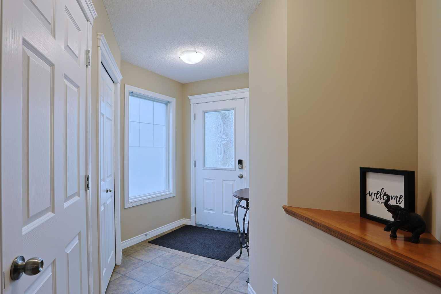 Calgary, AB T3P 1B9,56 Evansmeade CRES Northwest
