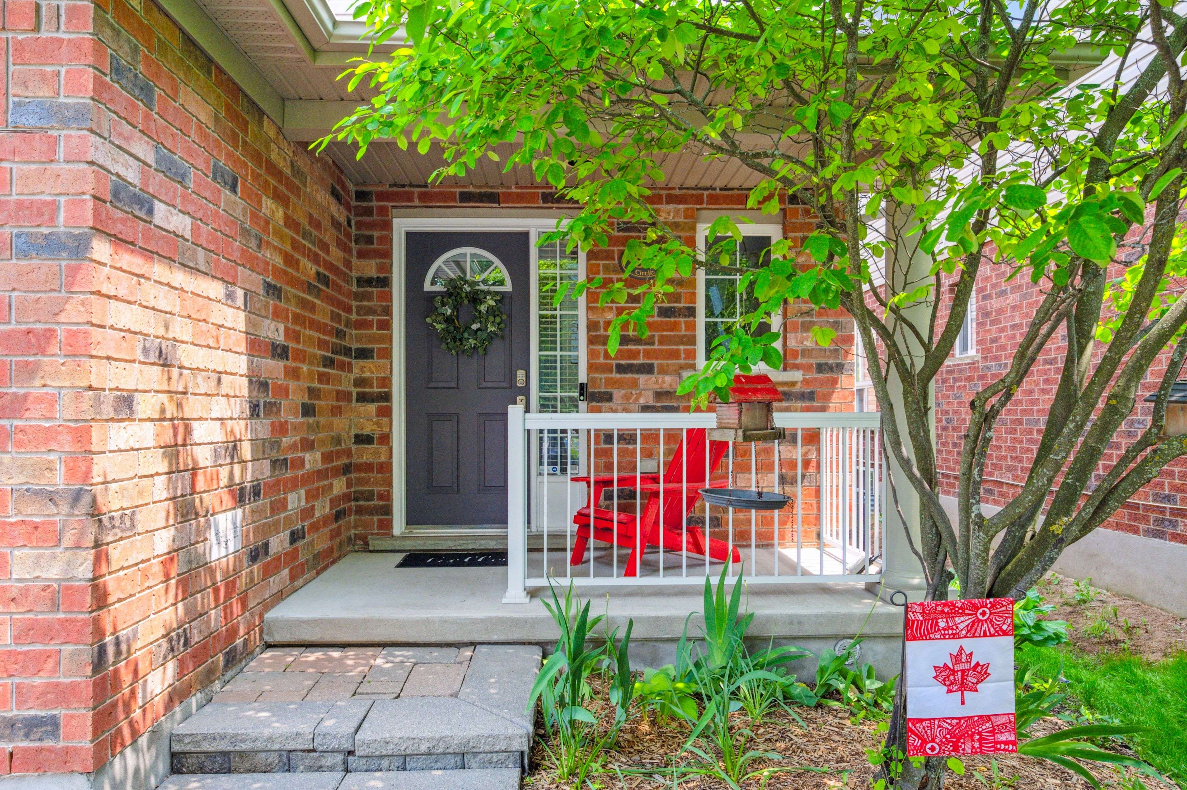 Guelph, ON N1L 1S1,82 Lynch CIR